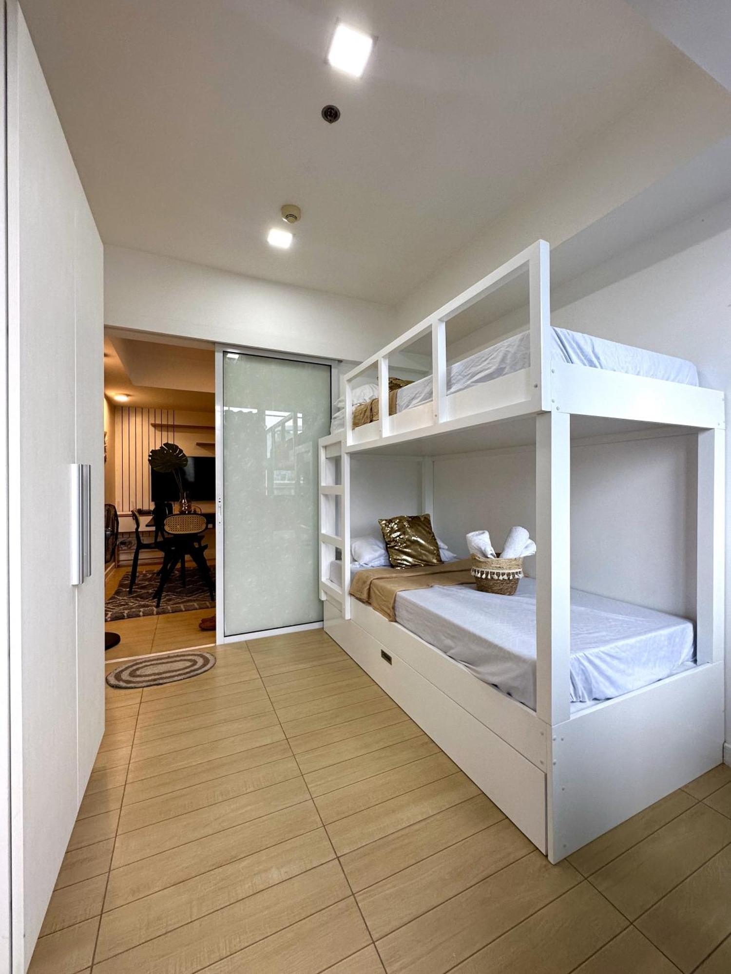 The Bahamas & Maldives Suites At Azure Residences Paranaque 15 Mins Manila Airport T3 מראה חיצוני תמונה